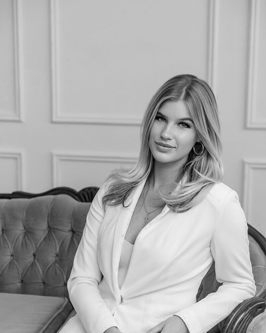 Cassandra Huckins Certified Divorce Real Estate Specialist